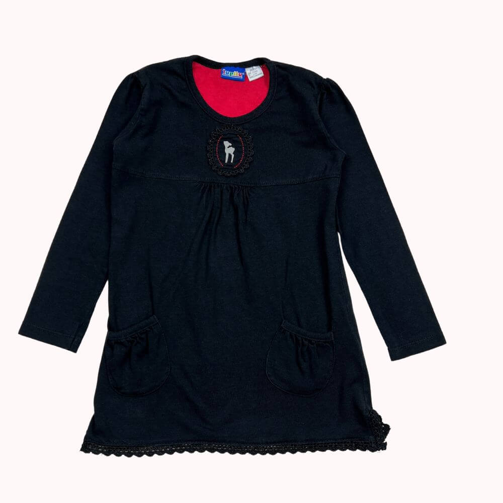 Robe noire en coton pour enfant, manches longues, col rond avec doublure rose et empiècement brodé, marque Lupilu, taille 2-4 ans.