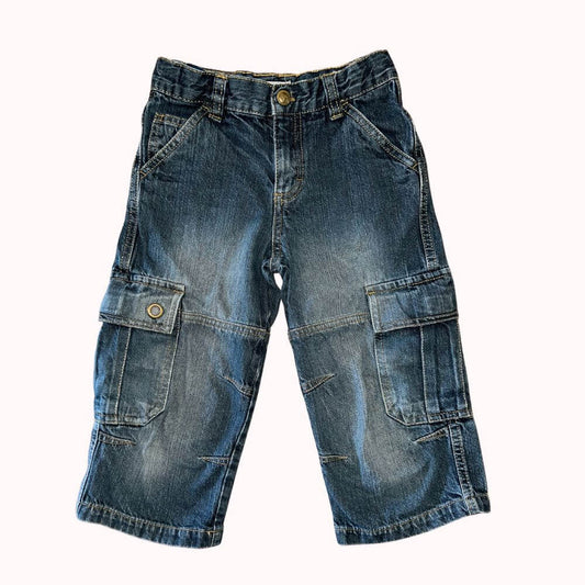  Bermuda cargo garçon en jean bleu légèrement délavé, marque Vertbaudet, taille 6 ans, avec grandes poches et taille ajustable.