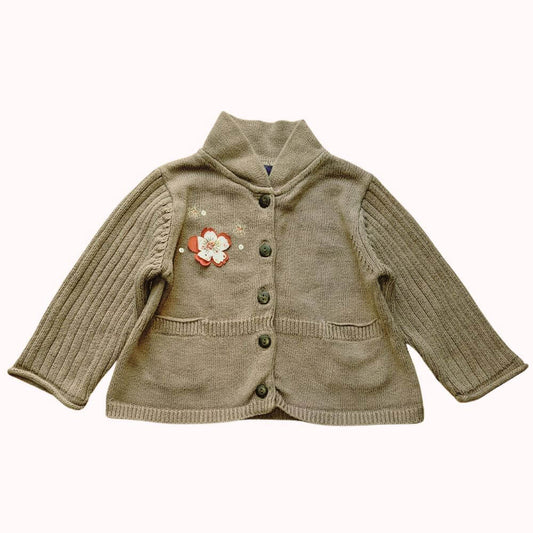  Gilet bébé marron en maille tricotée, col montant, manches longues, décor fleur appliquée, marque Sergent Major, taille 12 mois.