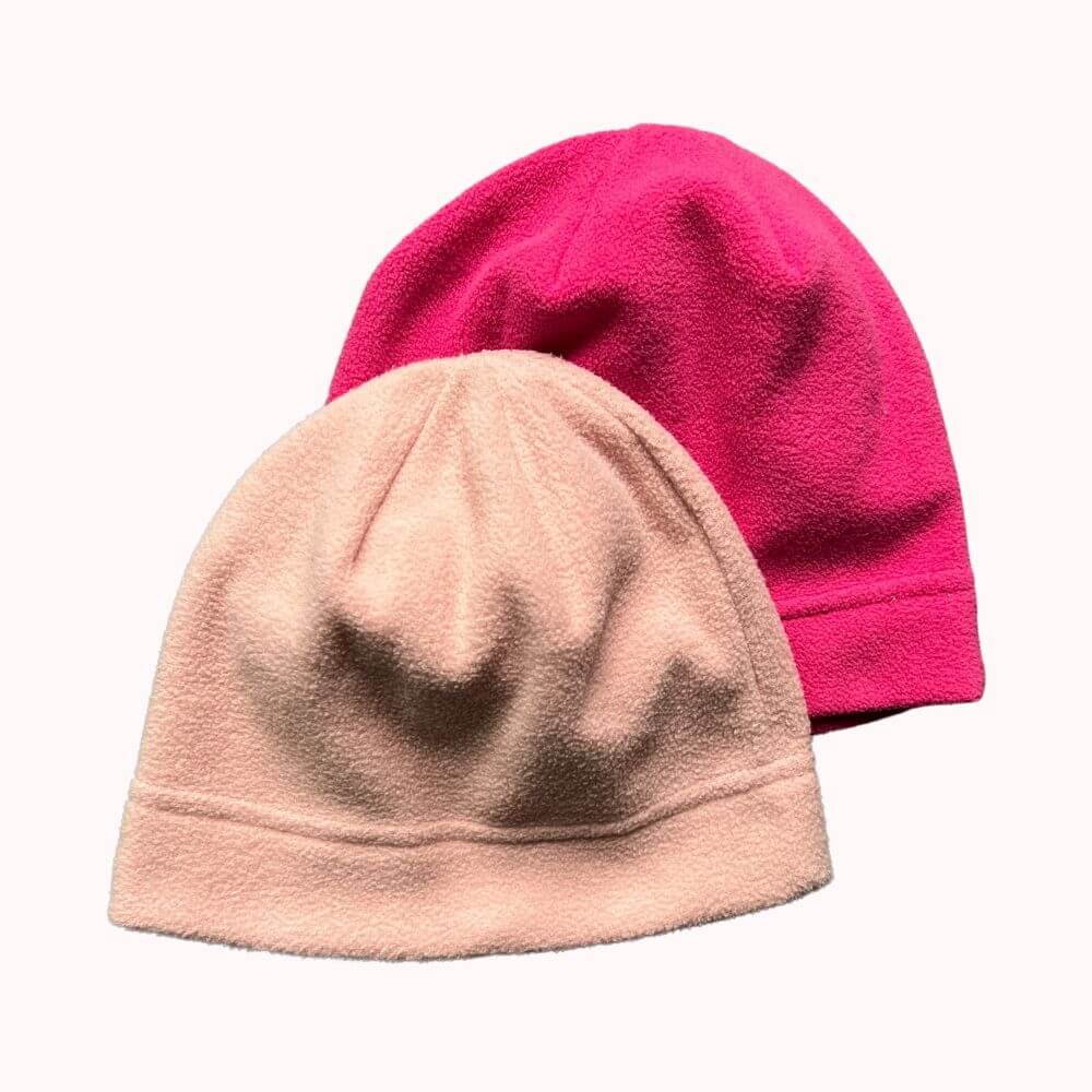 LOT DE 2 BONNETS ROSES-2-4 ANS