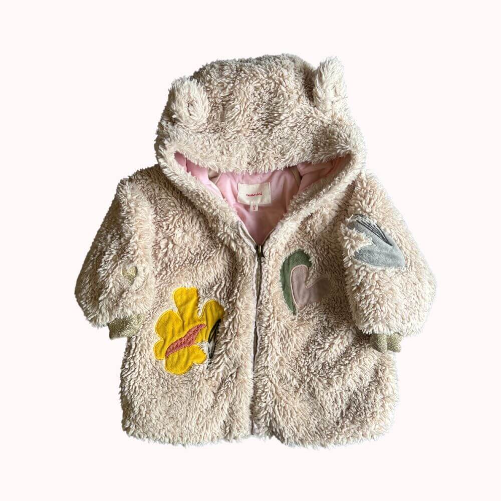  manteau bébé peluche Catimini beige avec capuche à oreilles et motifs appliqués, taille 12 mois.
