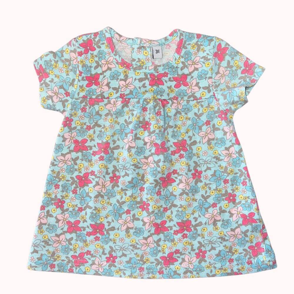 Robe bleu ciel à manches courtes, 3 mois, avec imprimé fleuri coloré et coupe ample pour un maximum de confort.