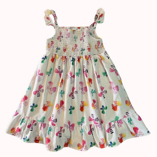  Robe d’été fille 3-4 ans M&amp;S, à bretelles volantées, imprimée de papillons multicolores, haut smocké, bas volanté, et doublure pour un effet gonflant, hauteur 60 cm.
