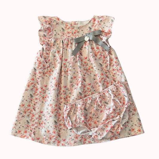 Robe bébé fleurie avec nœud décoratif et bloomer assorti, taille 18 mois, de la marque Fina Égérique.