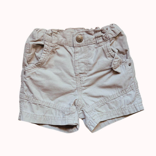 Short bébé en coton écru, taille 24 mois, avec poches latérales, bouton pression et taille ajustable, marque Kidkanaï.