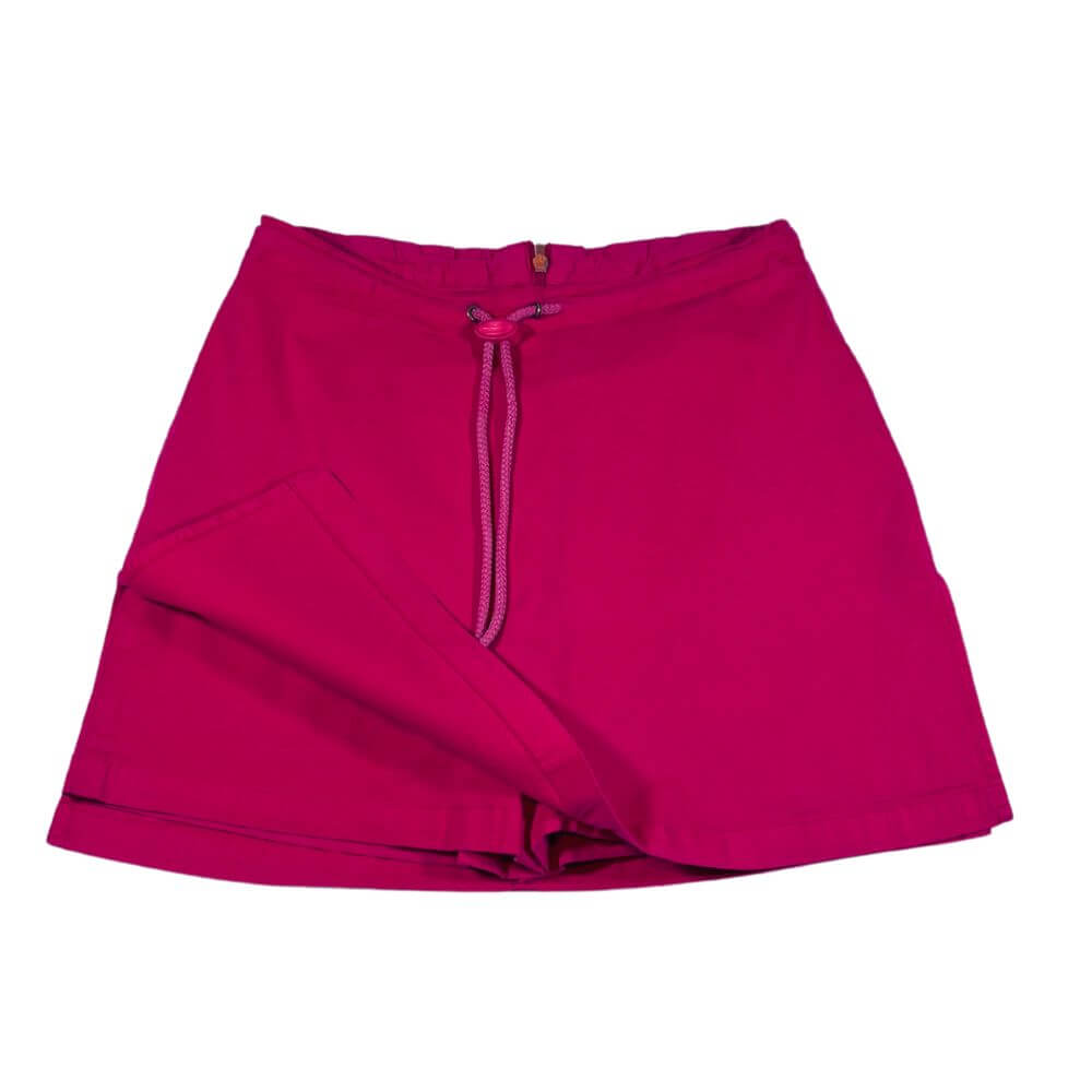 Jupe rouge avec le short intégré