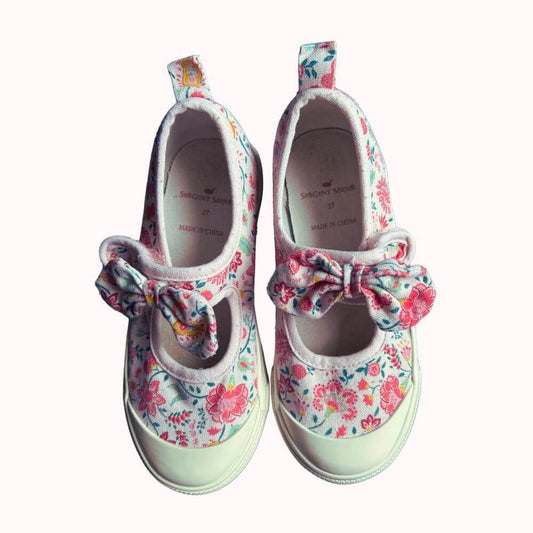 Ballerines en toile pour enfant, imprimé floral avec nœud décoratif, semelle renforcée en caoutchouc, de la marque Sergent Major.