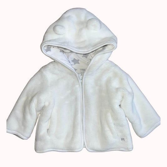 veste blanche effet peluche avec capuche à oreilles et doublure imprimée étoiles, marque inconnue, taille 3/6 mois.